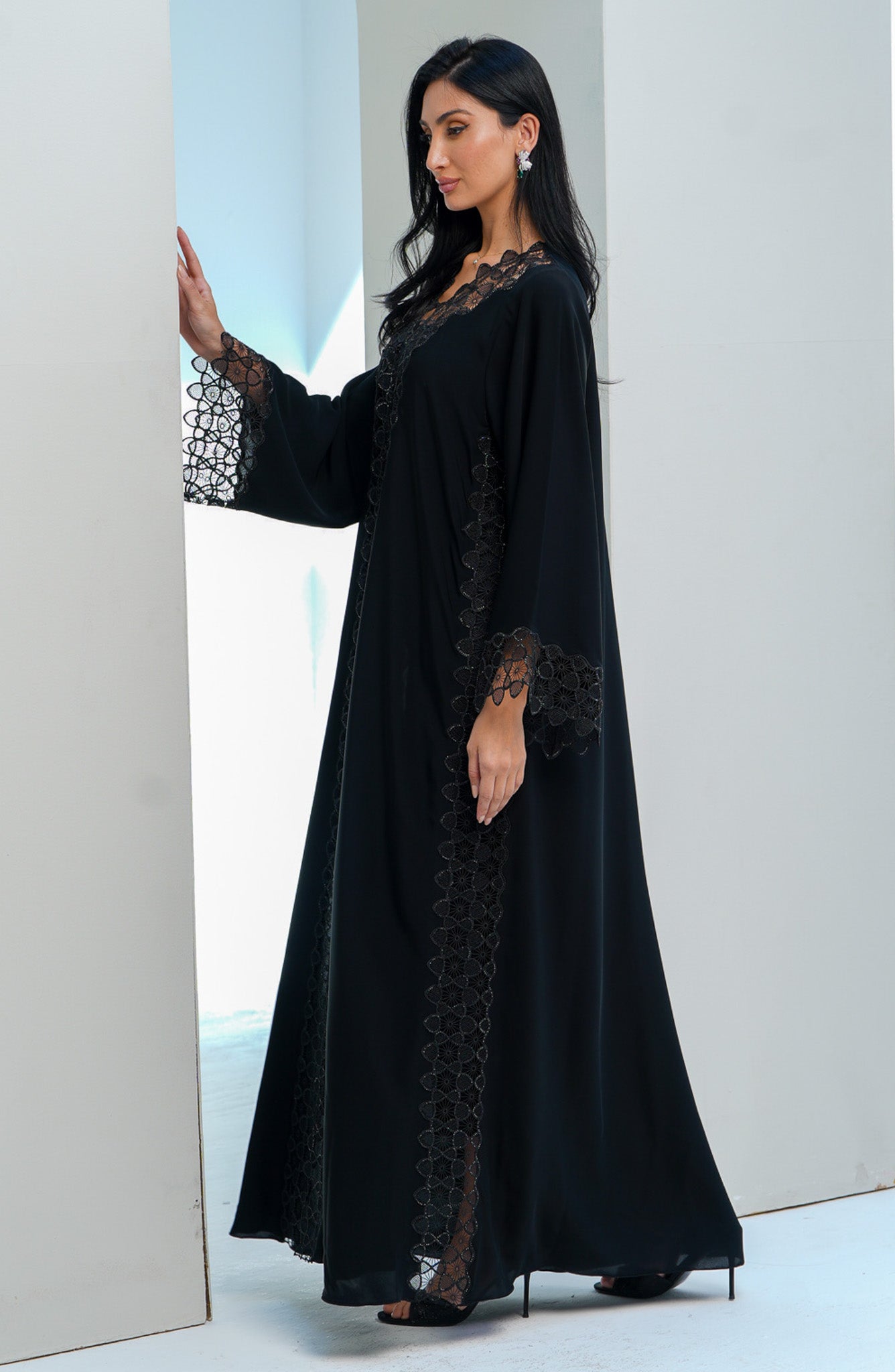 Shomoukh Abaya SS39009-18 - Black