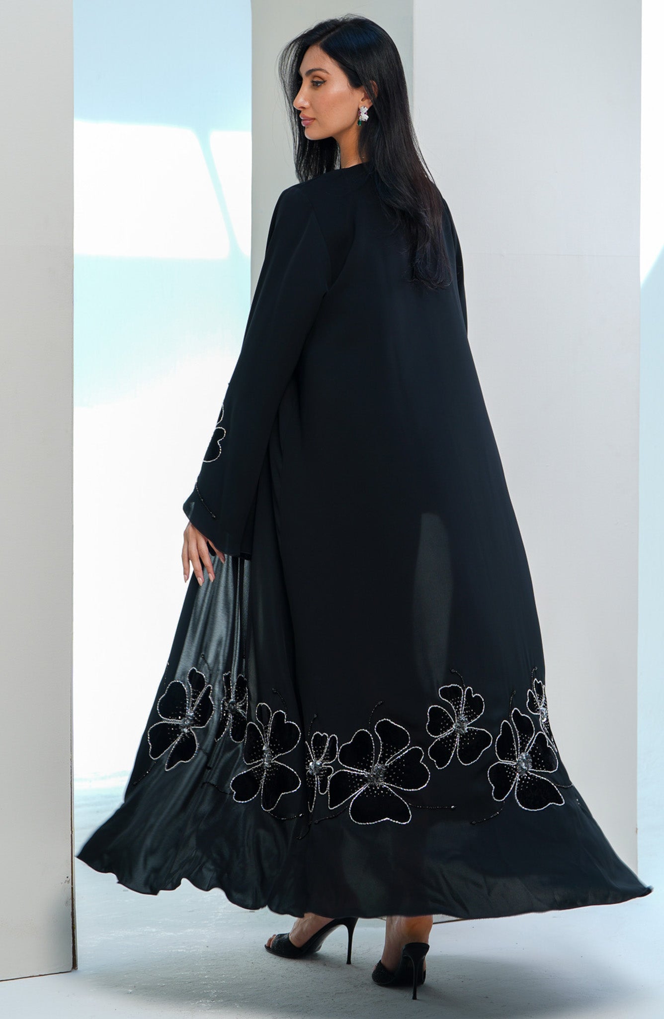 Shomoukh Abaya SS39209-32 - Black