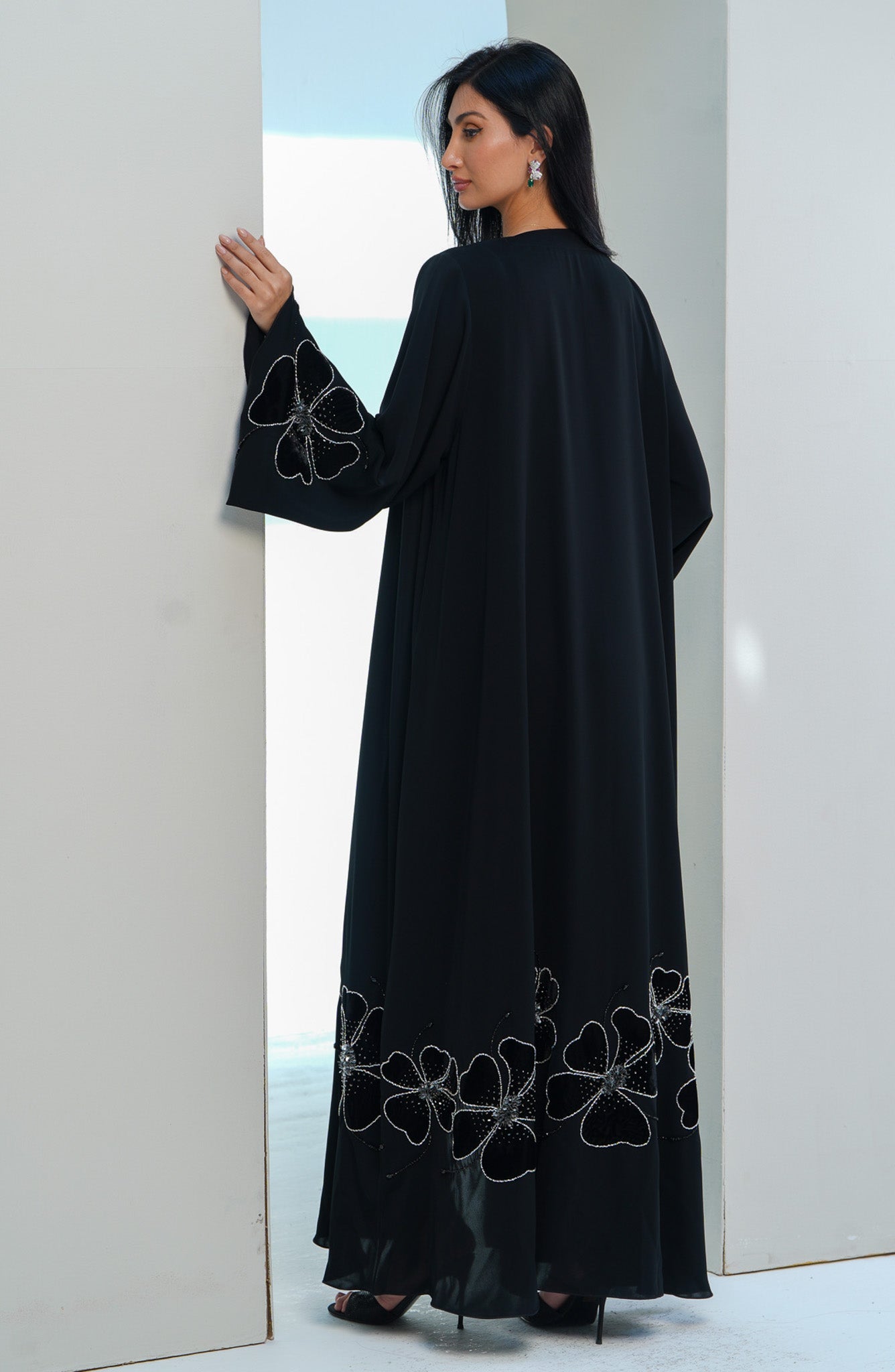 Shomoukh Abaya SS39209-32 - Black