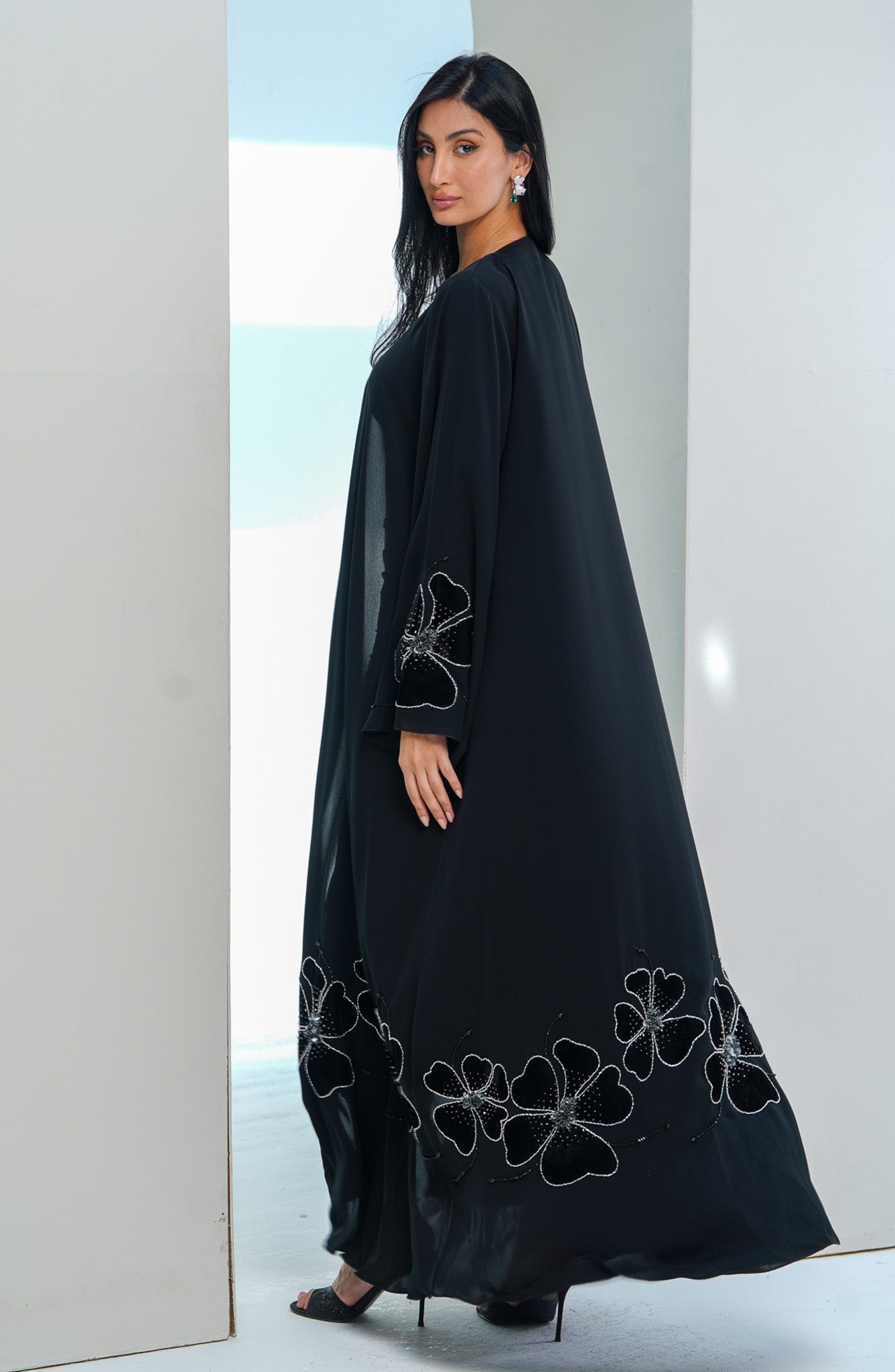 Shomoukh Abaya SS39209-32 - Black