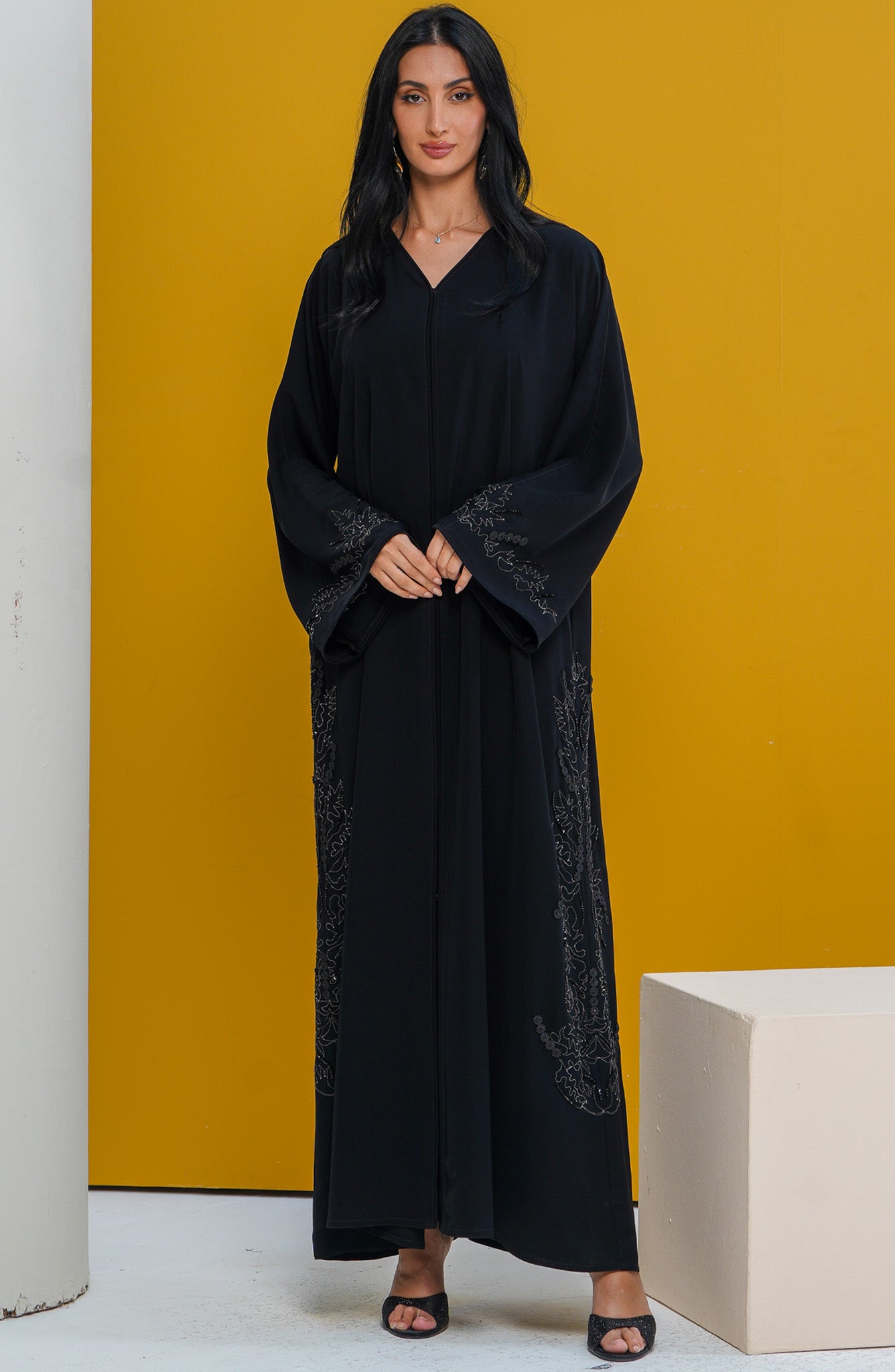 Shomoukh Abaya SS39509-43 - Black